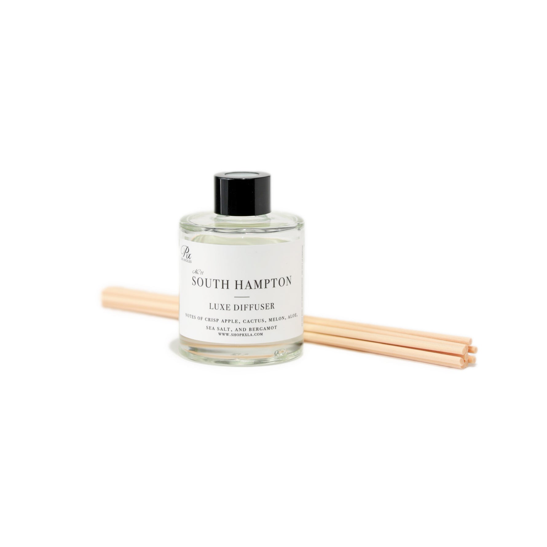 South Hampton diffuser, featuring a refreshing blend of coastal scents that evoke the essence of summer by the sea. Infused with notes of ocean breeze, sea salt, and citrus, this diffuser creates a bright and uplifting atmosphere in any space